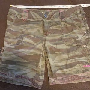 Cabelas women’s shorts